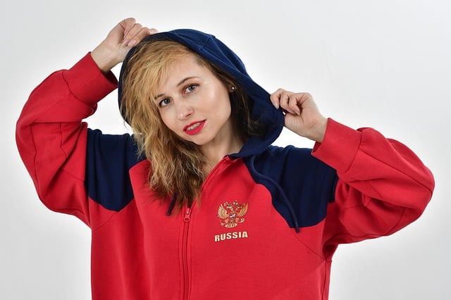 1次扛旗2次退赛！带伤出征的郑钦文，为何仍是湖北队的骄傲？